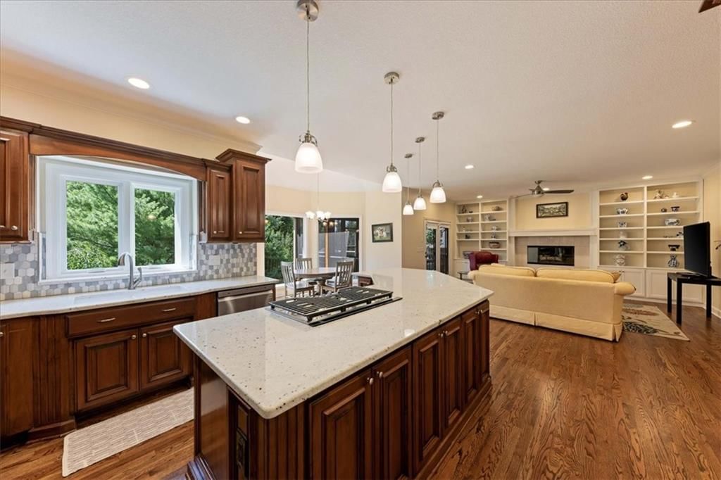 13104 Granada Drive — photo 13