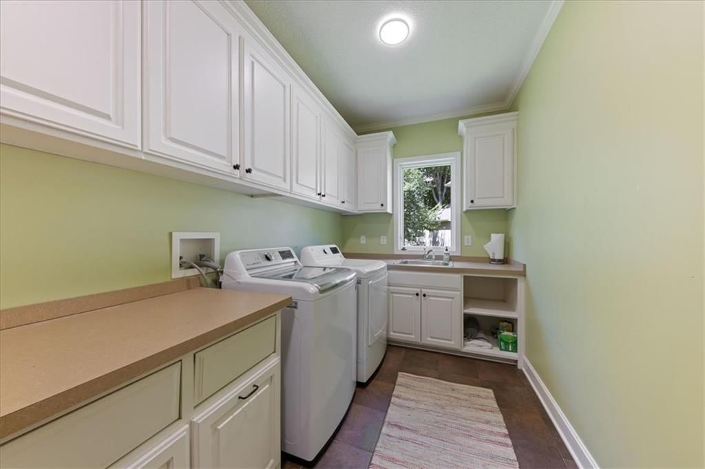 13104 Granada Drive — photo 20