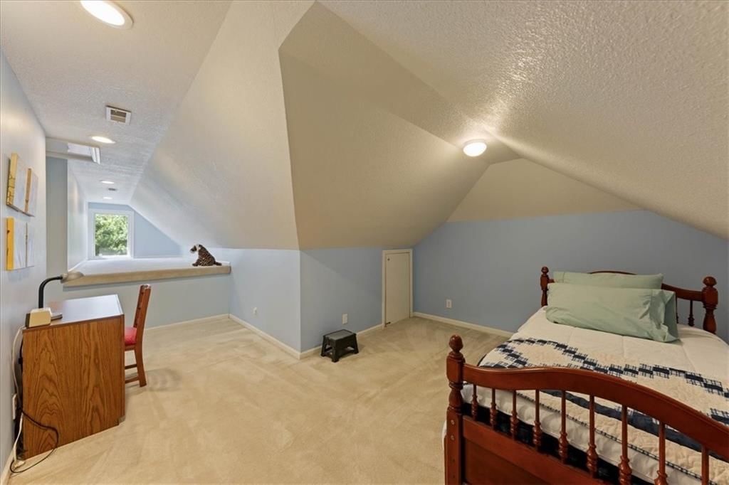 13104 Granada Drive — photo 37