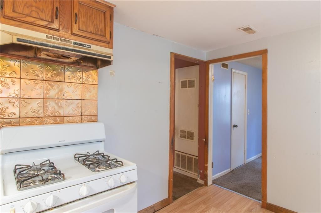600 S Olive Street — photo 10