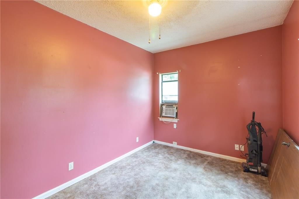 600 S Olive Street — photo 13