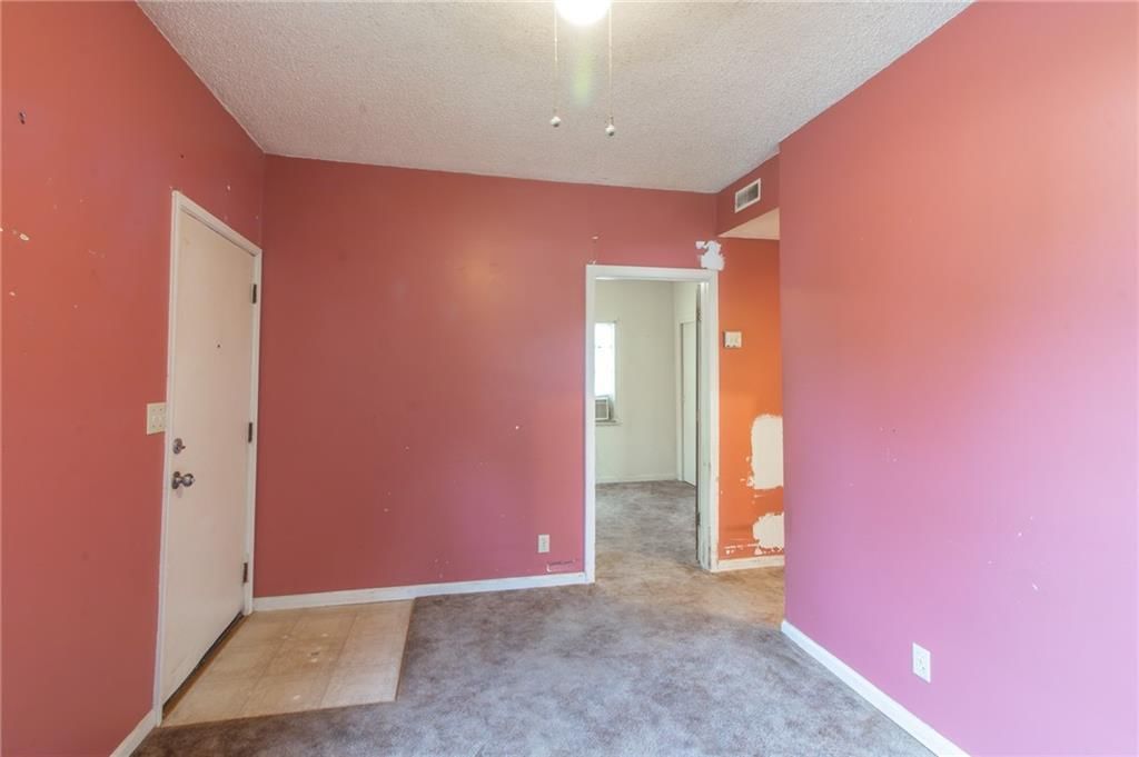 600 S Olive Street — photo 14