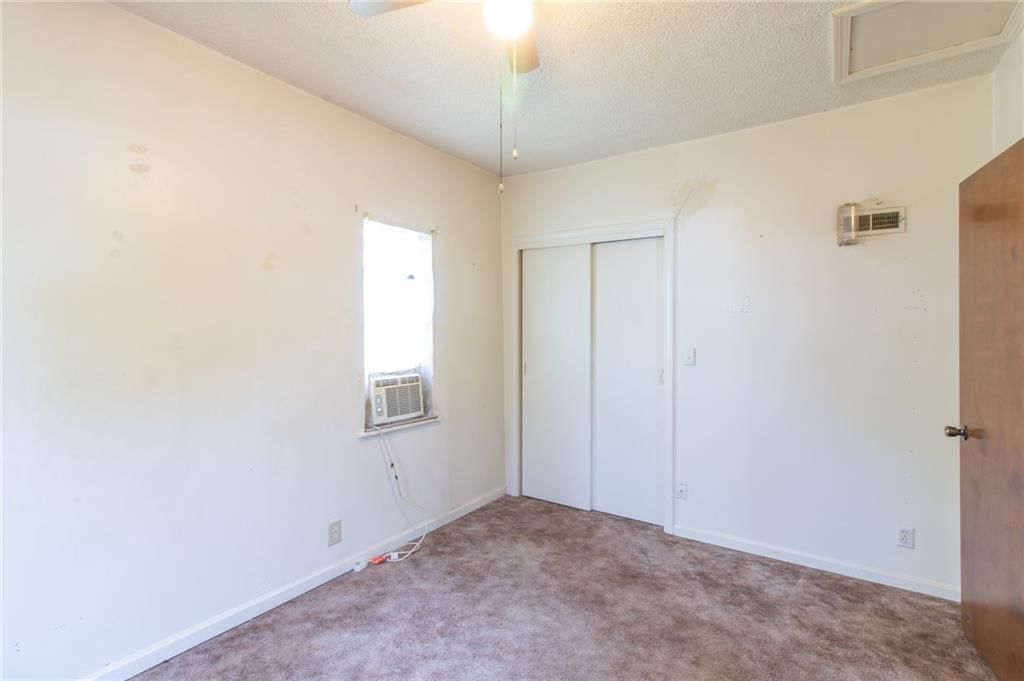 600 S Olive Street — photo 16