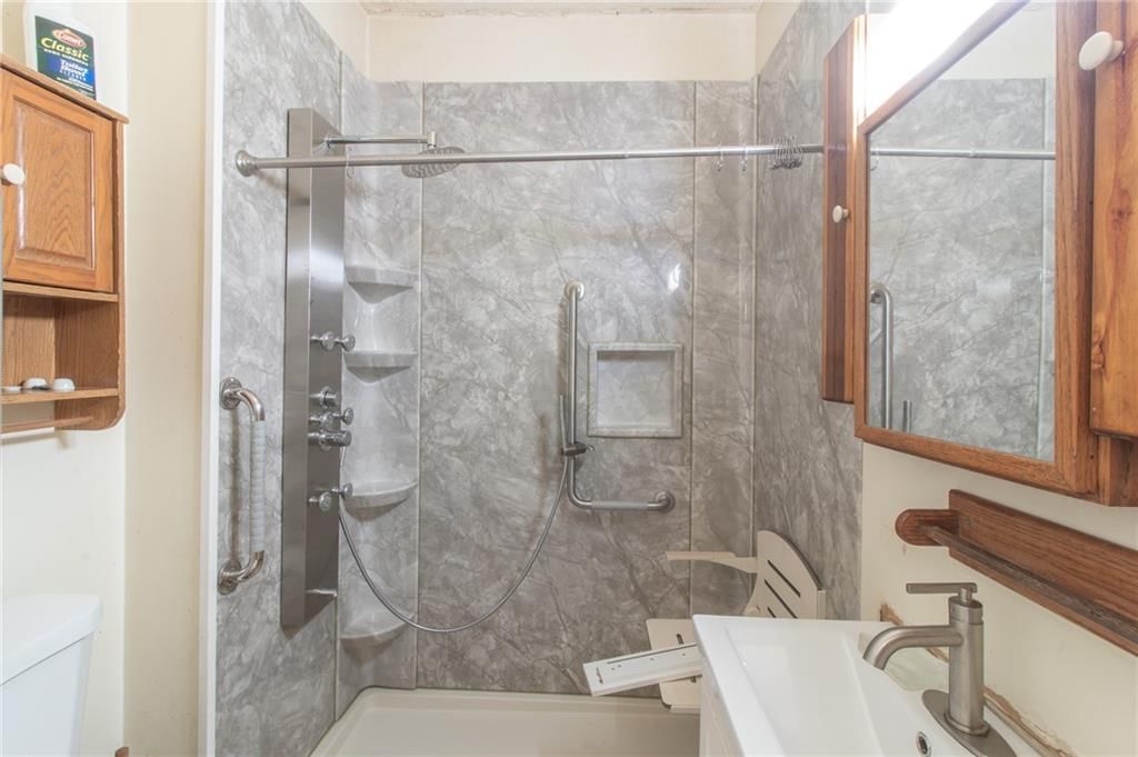 600 S Olive Street — photo 19