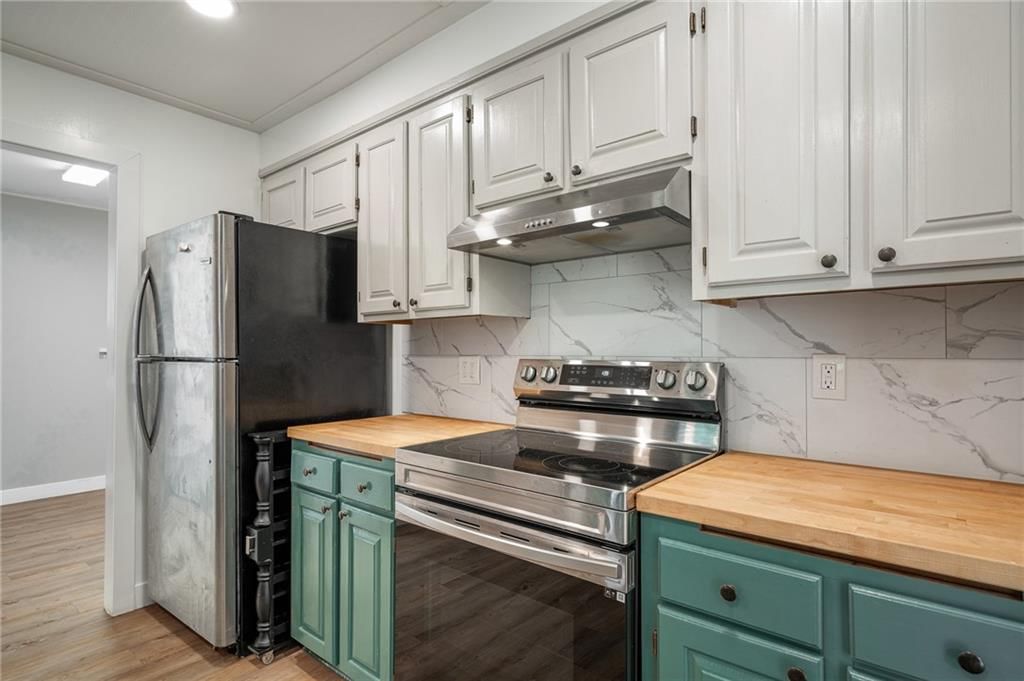 625 S Troost Street — photo 14