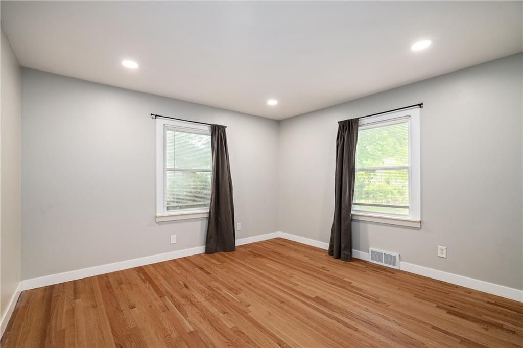 625 S Troost Street — photo 24