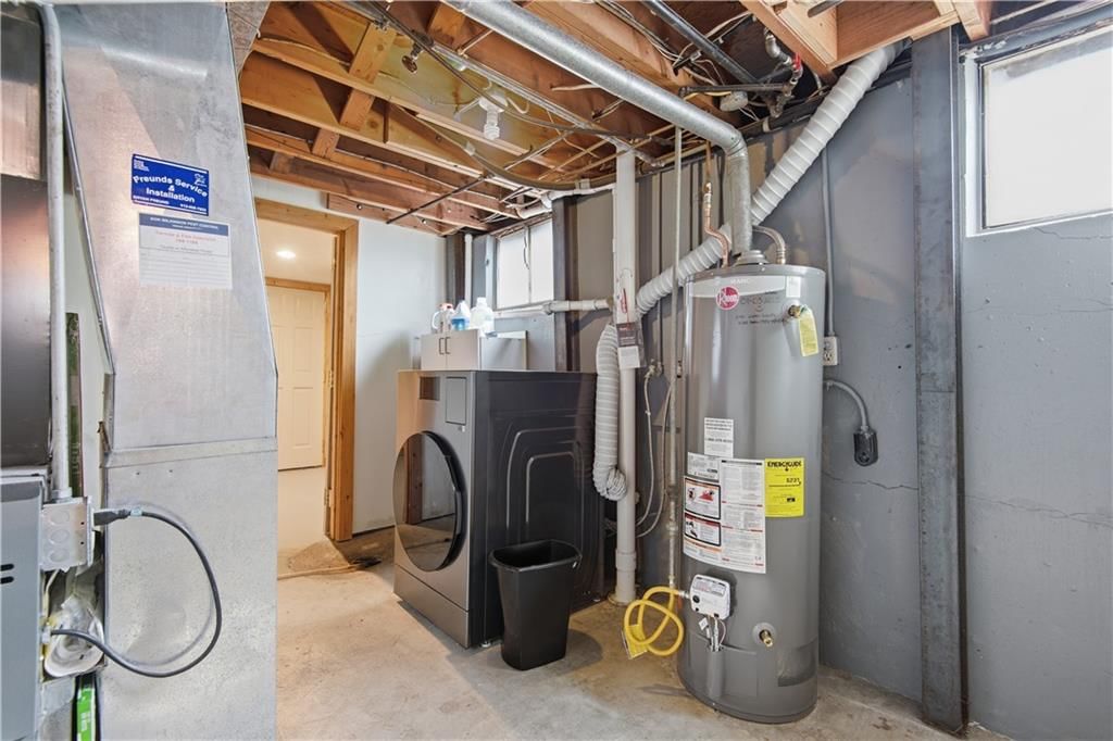 215 N Maple Street — photo 22