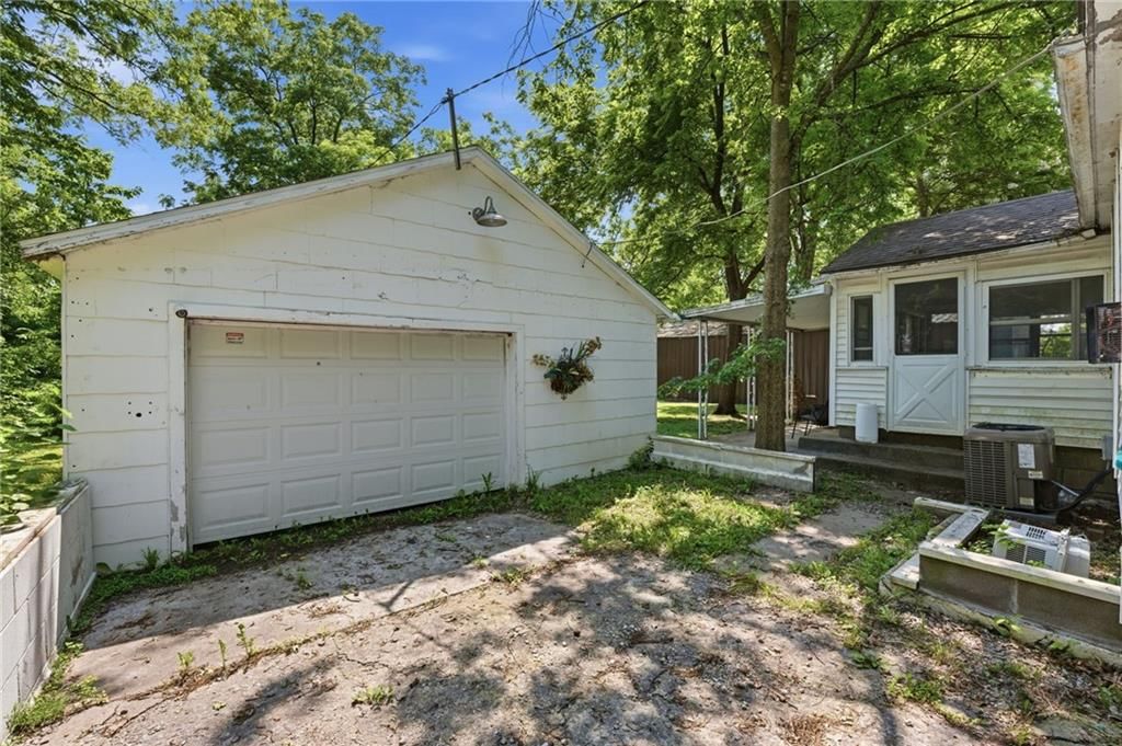 203 S Ohio Street — photo 23