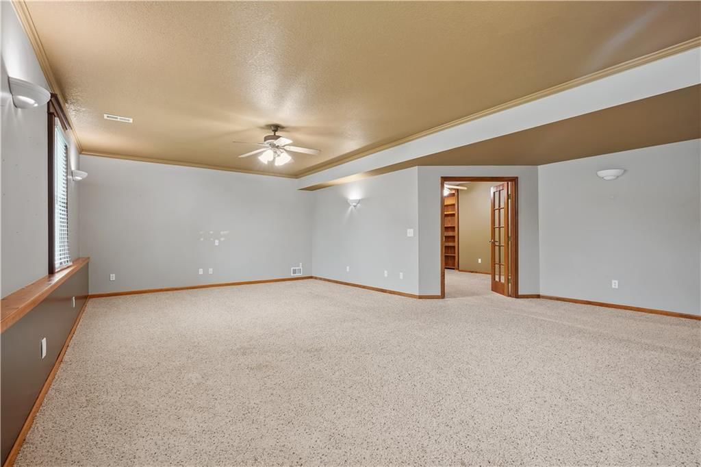 613 Birch Street — photo 19
