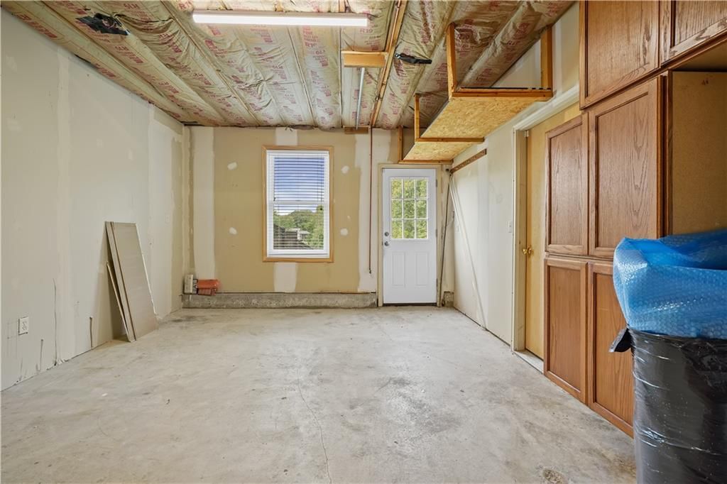 613 Birch Street — photo 23