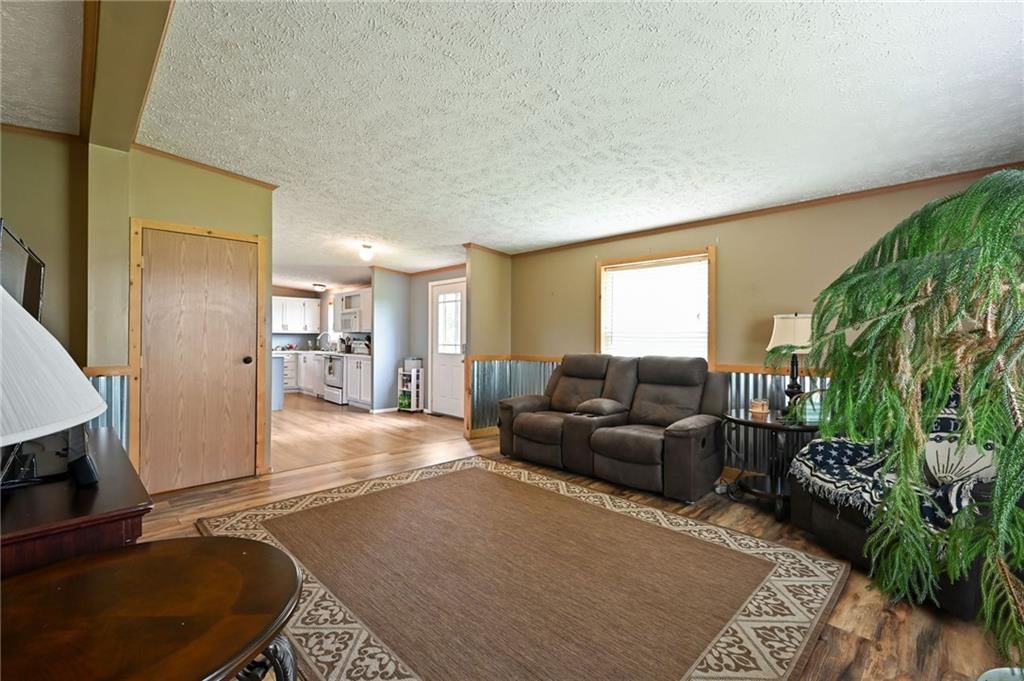 22812 S Valley Road — photo 15