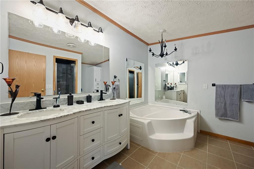 22812 S Valley Road — photo 18