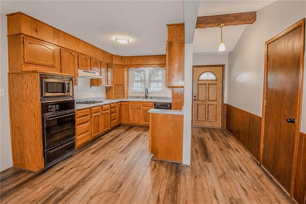 11203 W 71st Street — photo 8