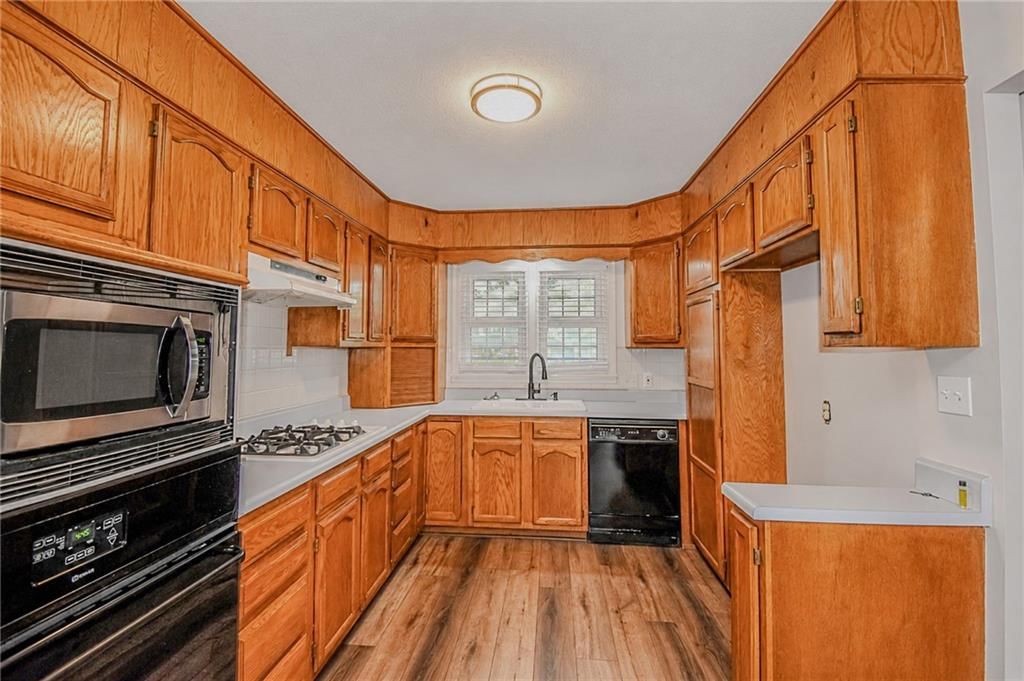 11203 W 71st Street — photo 9