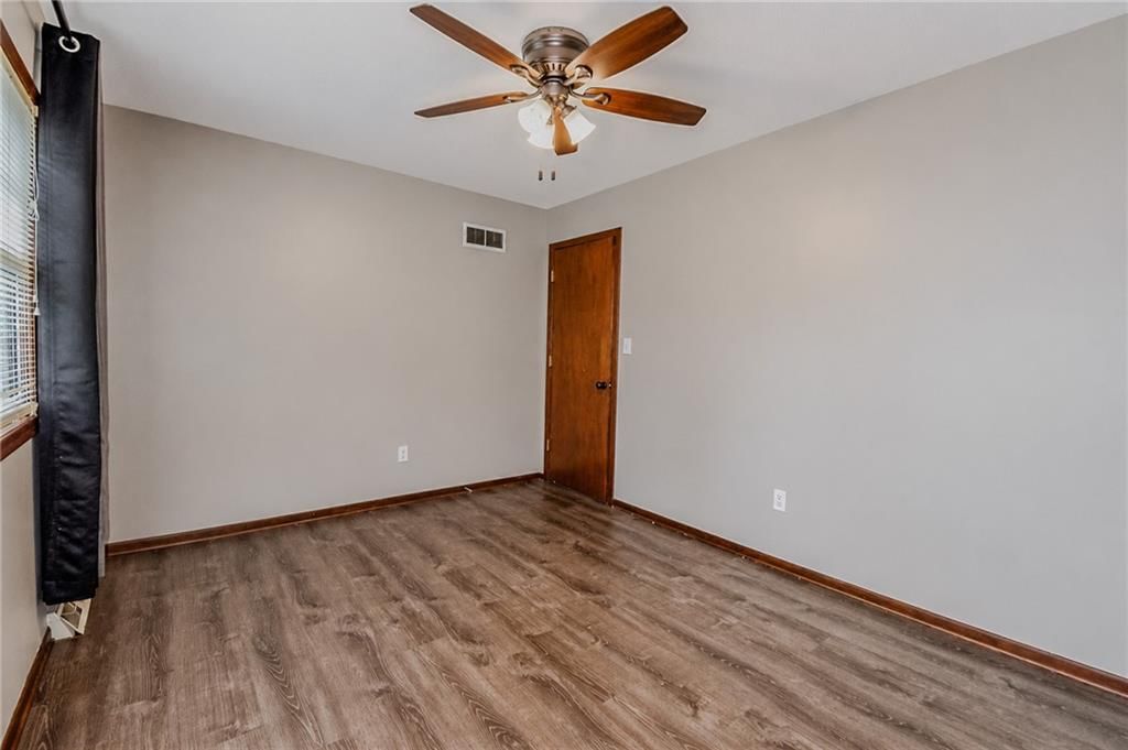 11203 W 71st Street — photo 17
