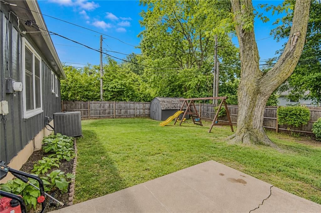 11203 W 71st Street — photo 35