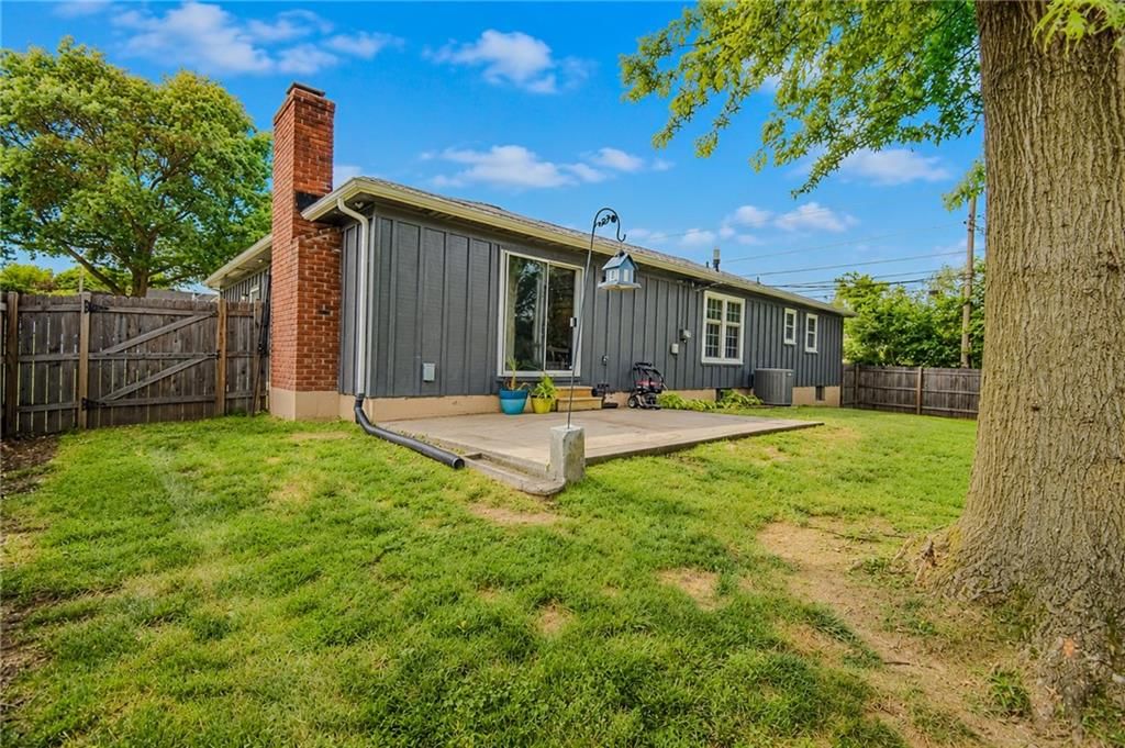 11203 W 71st Street — photo 38