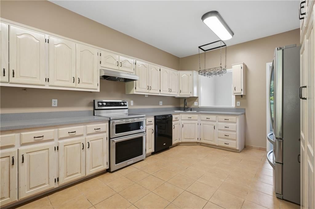 12104 E 78th Terrace — photo 18