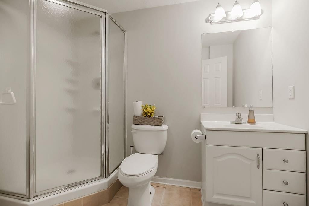 9425 N Harrison Street — photo 21