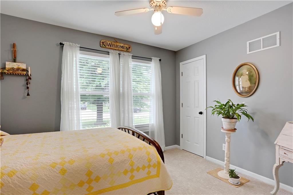 402 POPLAR Street — photo 11