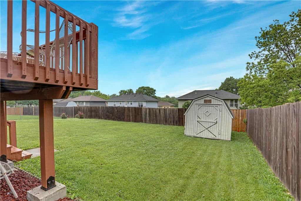 402 POPLAR Street — photo 23