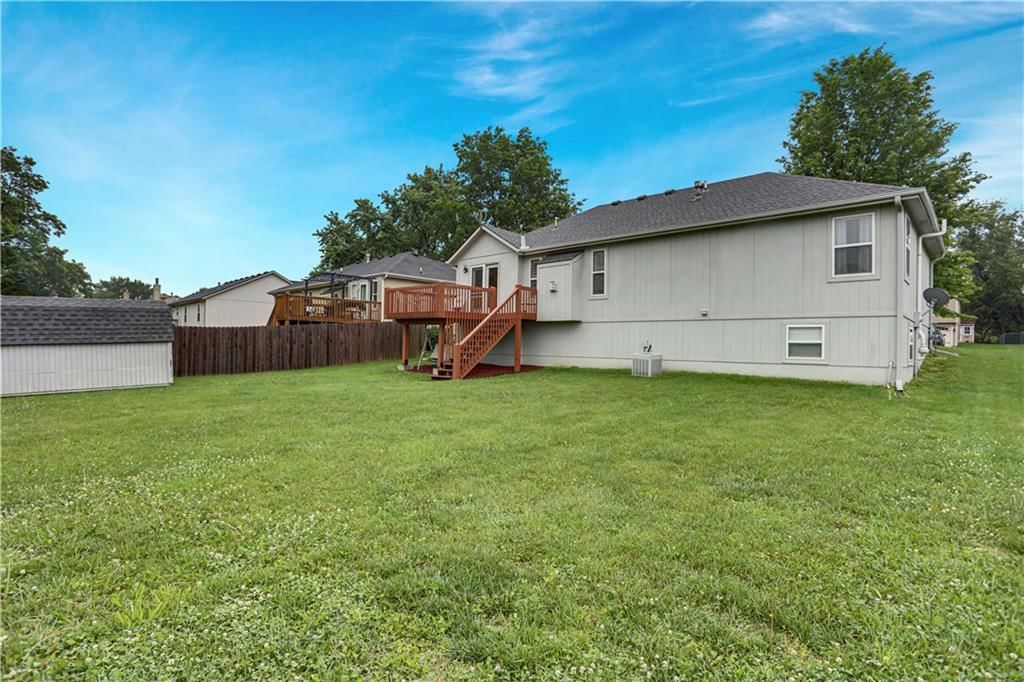 402 POPLAR Street — photo 25