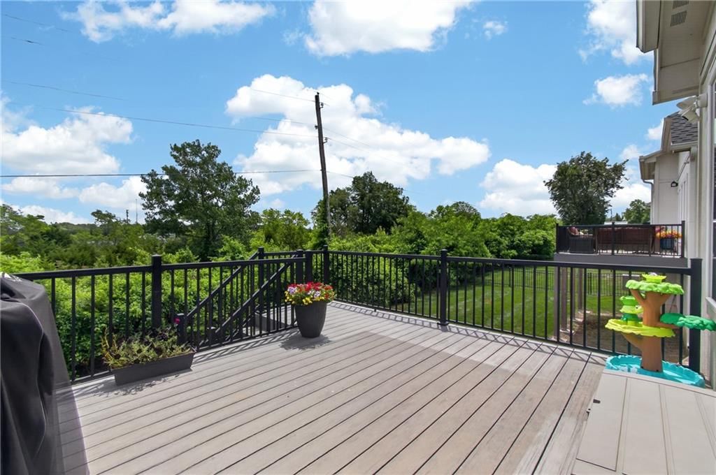 4021 NE Sagamore Drive — photo 41