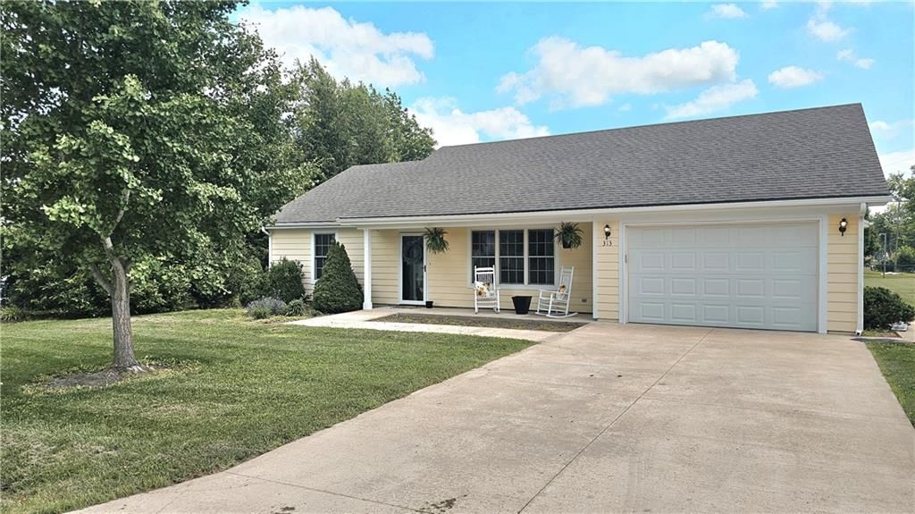 313 S Thompson Street, Butler, MO
