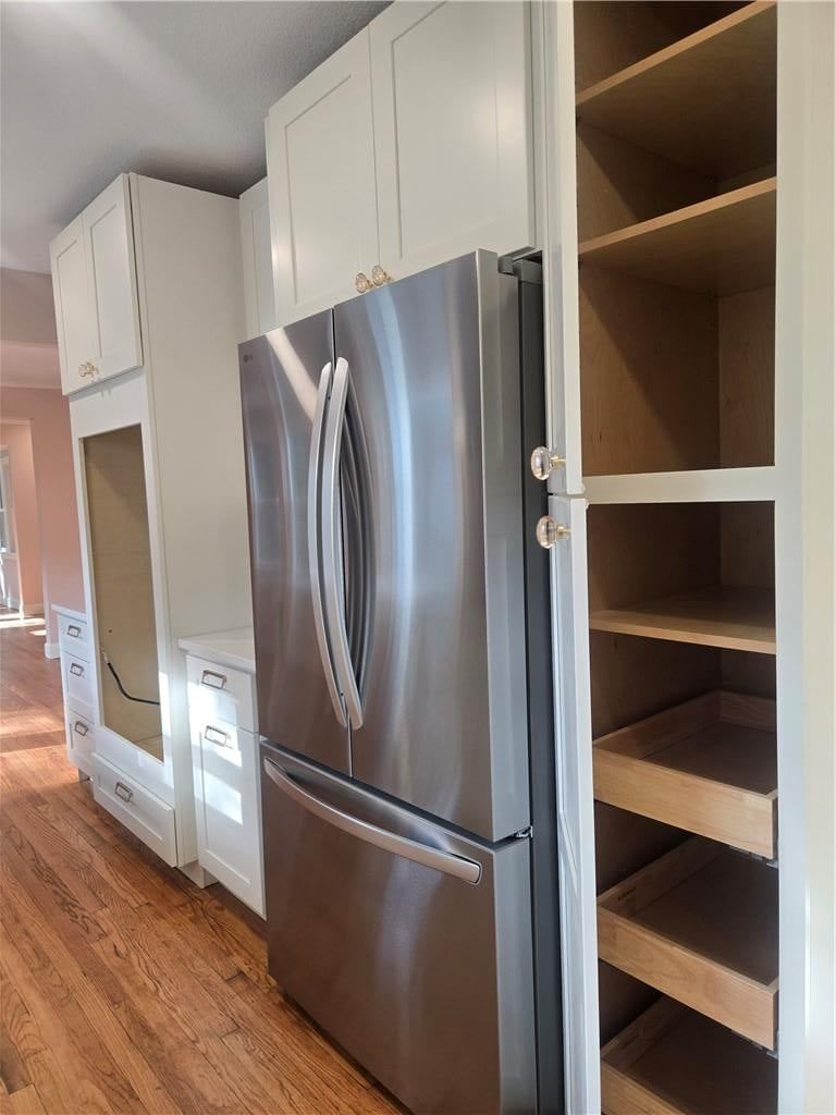 714 E 54th Terrace — photo 8