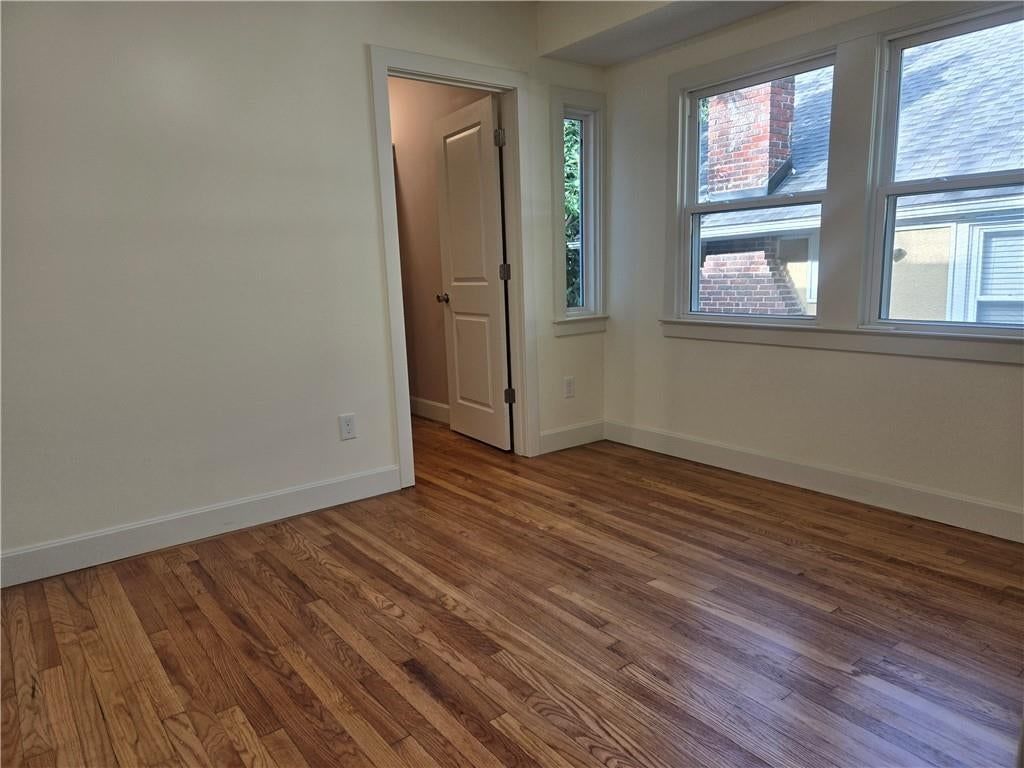 714 E 54th Terrace — photo 16