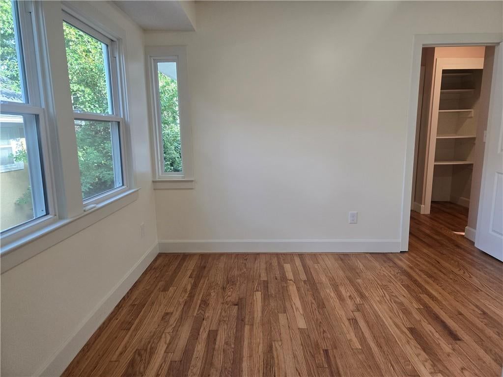 714 E 54th Terrace — photo 17