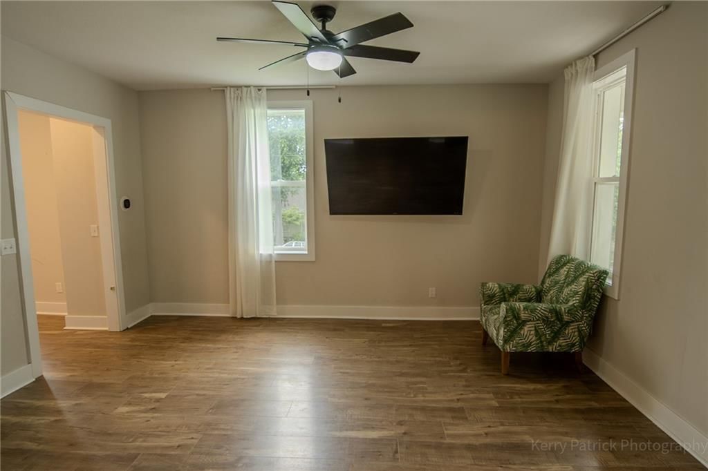2904 Charles Street — photo 5