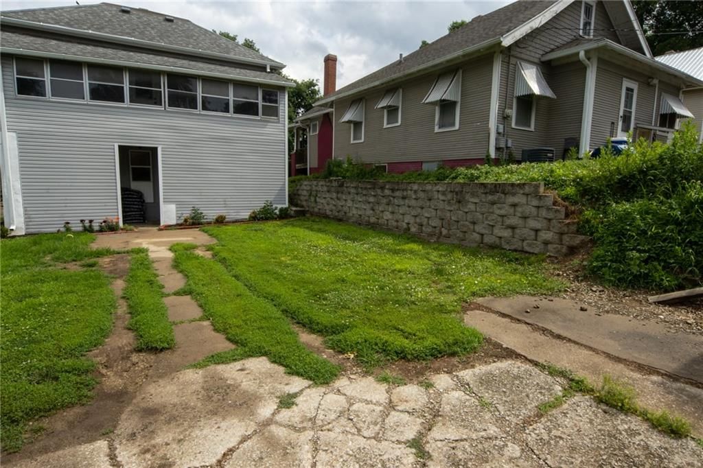 2904 Charles Street — photo 26