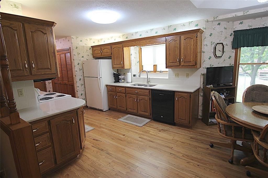 10012 E 72nd Street — photo 12
