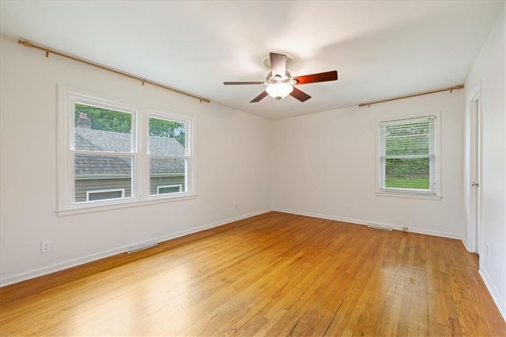 8700 Belleview Avenue — photo 16