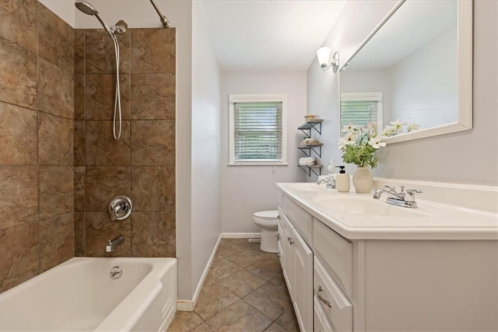 8700 Belleview Avenue — photo 19