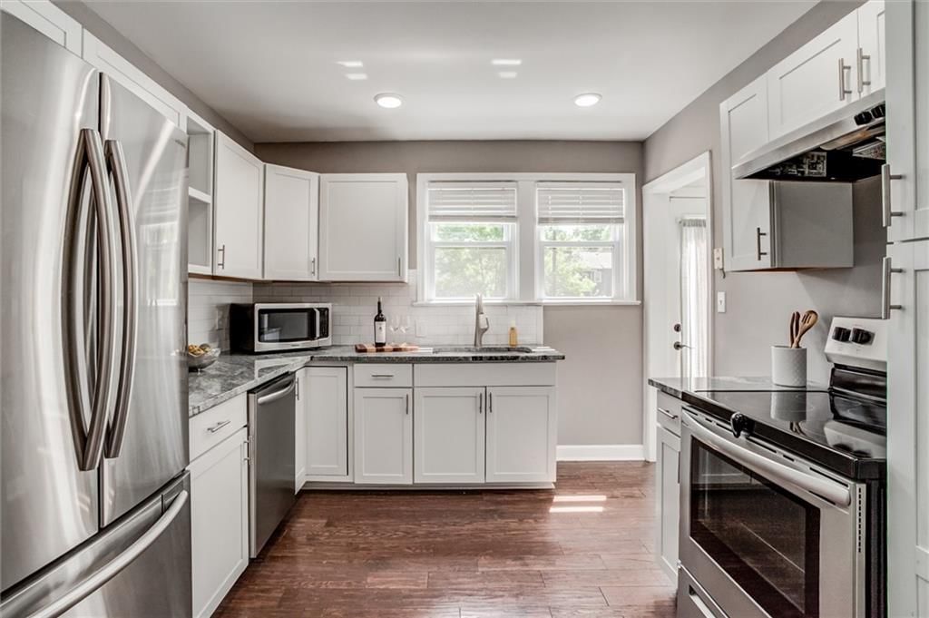 8035 Madison Avenue — photo 11