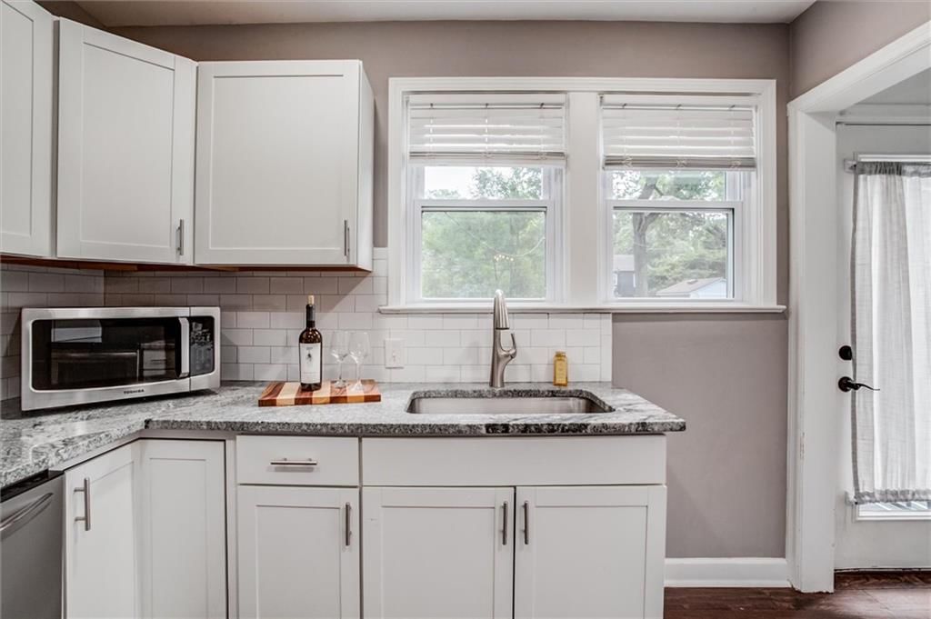 8035 Madison Avenue — photo 14