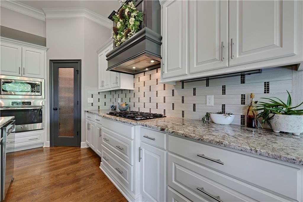 5707 Constance Street — photo 11