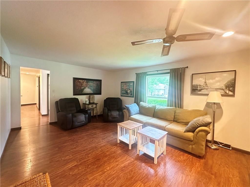 5523 NW Seminole Drive — photo 8