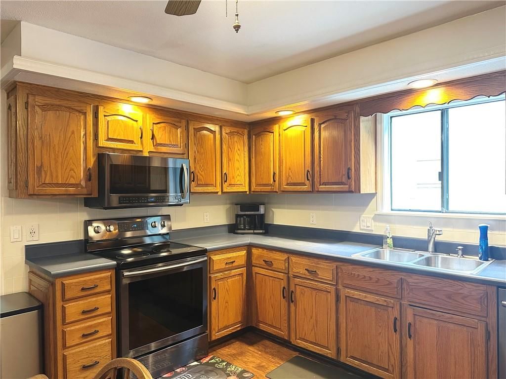 5523 NW Seminole Drive — photo 9