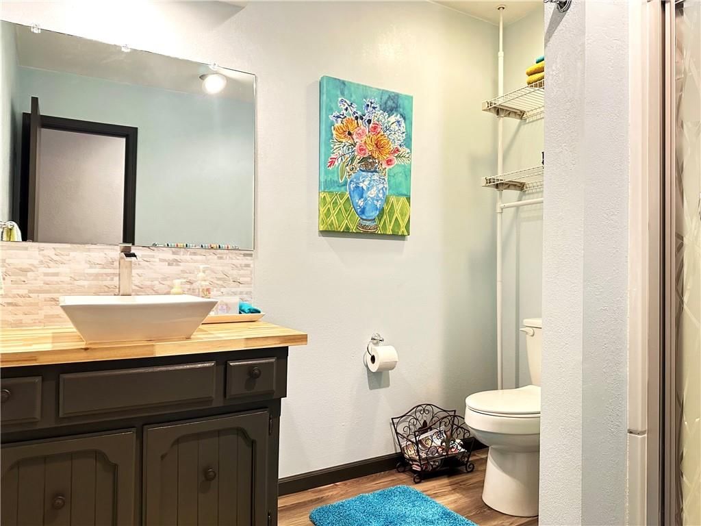 5523 NW Seminole Drive — photo 24