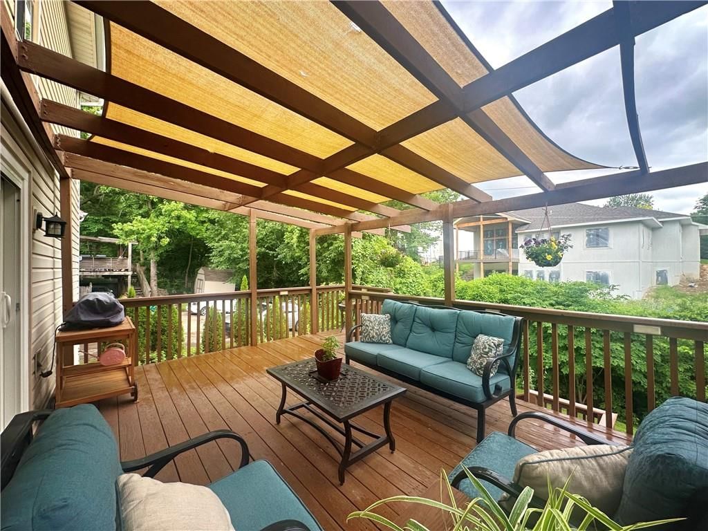 5523 NW Seminole Drive — photo 41