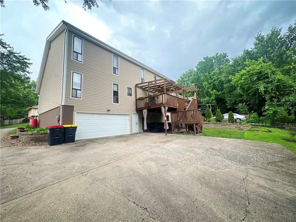 5523 NW Seminole Drive — photo 49