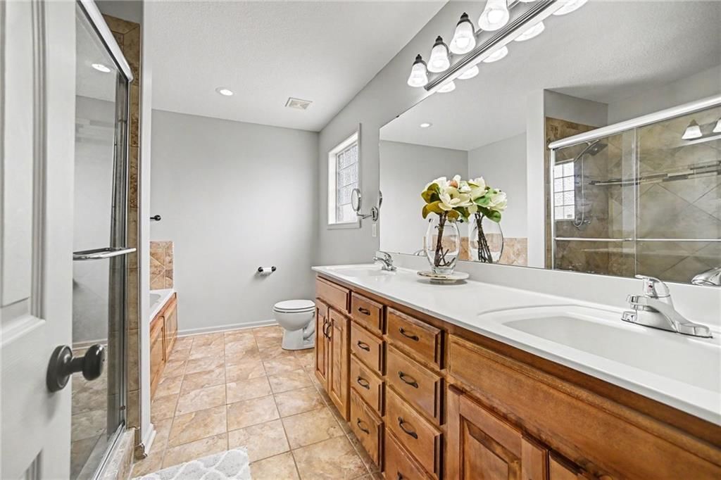 8905 N Essex Drive — photo 16