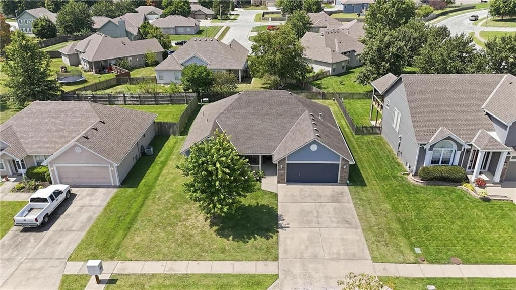 1604 SE Dalton Drive — photo 31