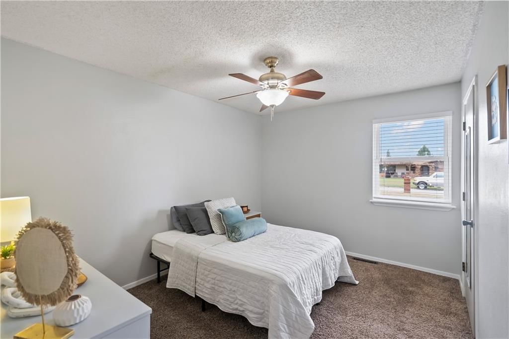 3309 W 2nd Street — photo 17