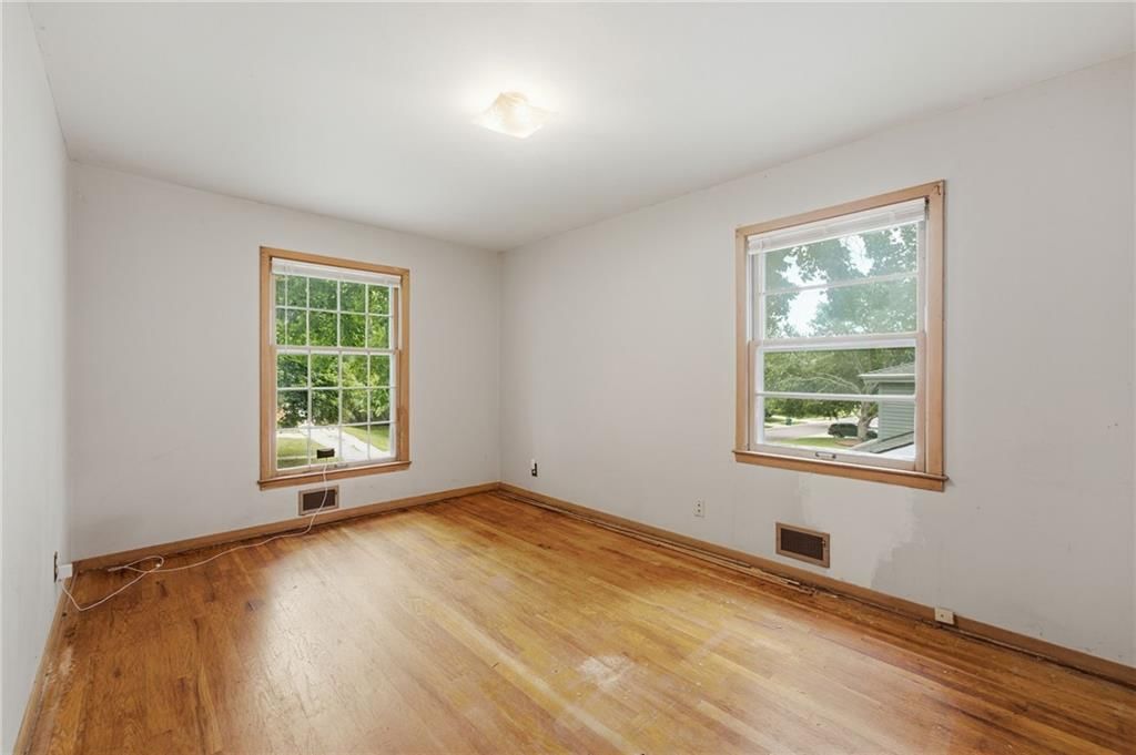 9113 W 90th Terrace — photo 26
