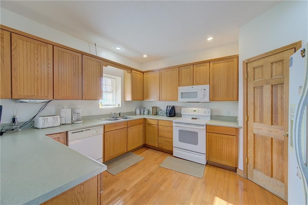 7430 Manchester Avenue — photo 13