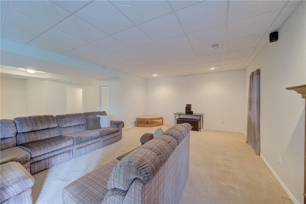 7430 Manchester Avenue — photo 30